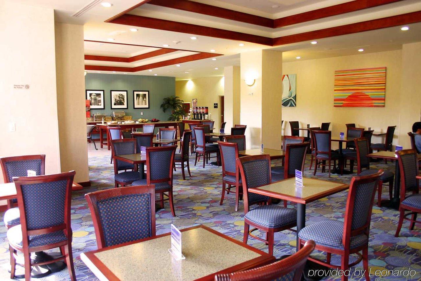 Hampton Inn Tampico Airport Restoran fotoğraf